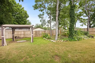 306 Knob Hill Drive, Granbury, TX 76048 - Photo 28