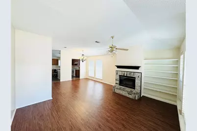 2011 Picadilly Boulevard, Mesquite, TX 75149 - Photo 2