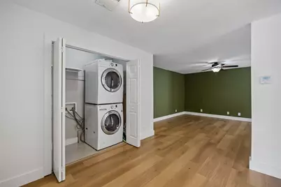 4777 Cedar Springs Road #3E, Dallas, TX 75219 - Photo 8