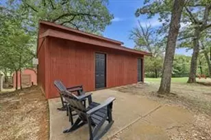 111 Oaktree Ln, Hickory Creek, TX 75065 - Photo 8