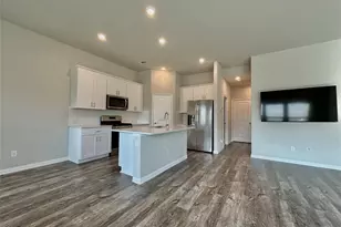 1804 Berry Rdg Trl, Aubrey, TX 76227 - Photo 4