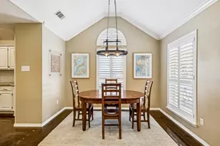 808 Canyon Valley Dr, McKinney, TX 75071 - Photo 8