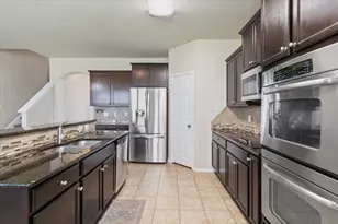 2805 Black Orchid Dr, Killeen, TX 76549 - Photo 8