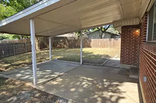 7205 Merry Ln, Fort Worth, TX 76112 - Photo 20