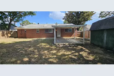7205 Merry Lane, Fort Worth, TX 76112 - Photo 2