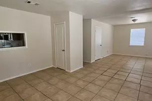 7205 Merry Ln, Fort Worth, TX 76112 - Photo 10
