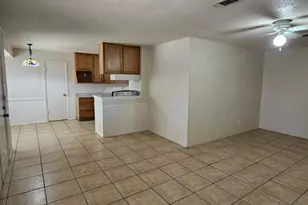 7205 Merry Ln, Fort Worth, TX 76112 - Photo 6