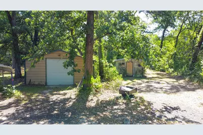 801 County Road 2406, Tool, TX 75143 - Photo 6