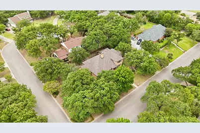1331 Travis Street, Denton, TX 76205 - Photo 36