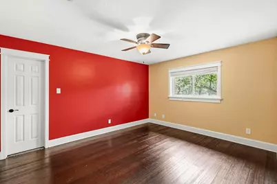 1331 Travis Street, Denton, TX 76205 - Photo 32