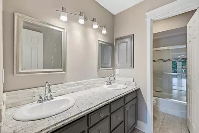 1331 Travis Street, Denton, TX 76205 - Photo 34