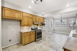 1331 Travis St, Denton, TX 76205 - Photo 14