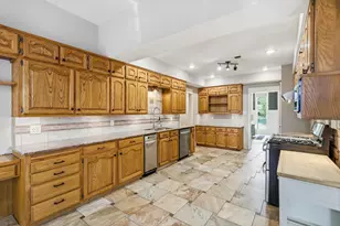 1331 Travis St, Denton, TX 76205 - Photo 16