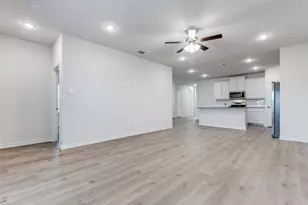240 Kistler Dr, Little Elm, TX 75068 - Photo 4