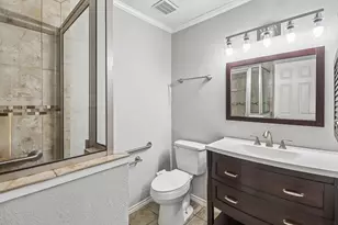 2059 Embassy Way, Carrollton, TX 75006 - Photo 16