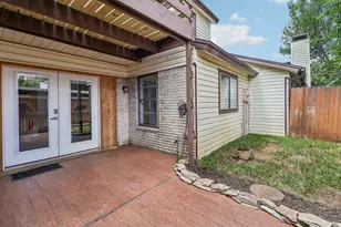 2059 Embassy Way, Carrollton, TX 75006 - Photo 6