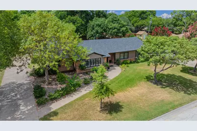 1214 Loma Alta Place, Cleburne, TX 76033 - Photo 4