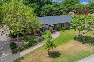 1214 Loma Alta Pl, Cleburne, TX 76033 - Photo 4