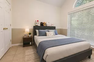 8708 Wellington Rd, Irving, TX 75063 - Photo 12