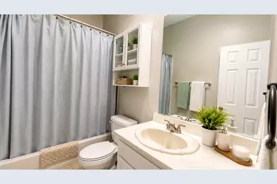 8708 Wellington Road, Irving, TX 75063 - Photo 14