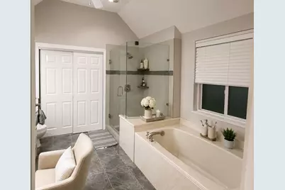 8708 Wellington Road, Irving, TX 75063 - Photo 10