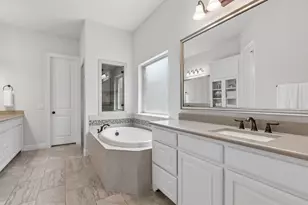 7812 Ivey, The Colony, TX 75056 - Photo 16