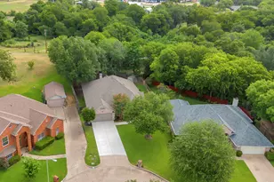 4731 Saddlebrook Dr, Benbrook, TX 76116 - Photo 34