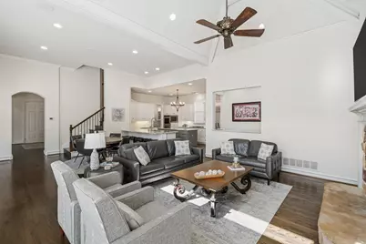 6413 Vicki Lane, Plano, TX 75093 - Photo 6