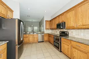 207 Rawhide St, Waxahachie, TX 75165 - Photo 14