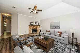 207 Rawhide St, Waxahachie, TX 75165 - Photo 4