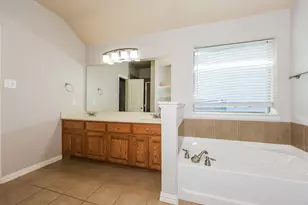 207 Rawhide St, Waxahachie, TX 75165 - Photo 22