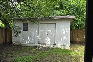 1415 Gillette St, Dallas, TX 75217 - Photo 26