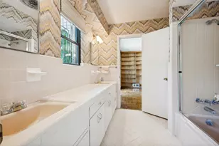 925 Knott Pl, Dallas, TX 75208 - Photo 20