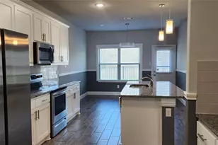 702 Amber, Greenville, TX 75042 - Photo 4