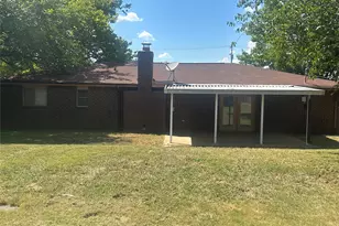 1507 N Matthews St, Bowie, TX 76230 - Photo 2