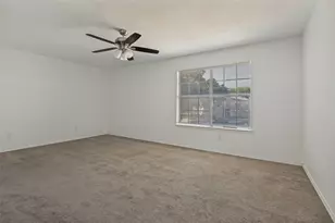 705 Bluebonnet Dr, Cedar Hill, TX 75104 - Photo 8