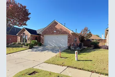 7704 Fallen Antler Place, Arlington, TX 76002 - Photo 2