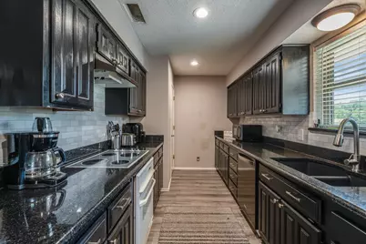 4212 Fairway Drive #4, Granbury, TX 76049 - Photo 12