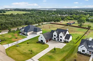 2704 Veridian Point Dr, Burleson, TX 76028 - Photo 38