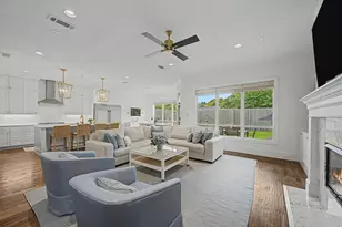 559 Coolair Dr, Dallas, TX 75218 - Photo 2