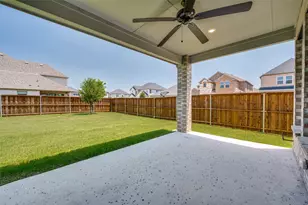 1932 Bristol St, Celina, TX 75009 - Photo 24