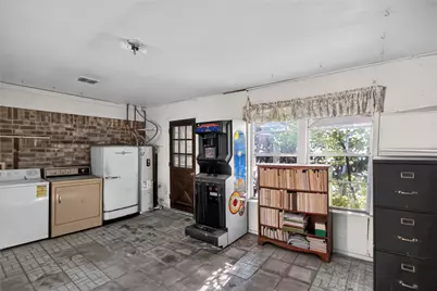 2108 Barton Drive, Arlington, TX 76010 - Photo 20