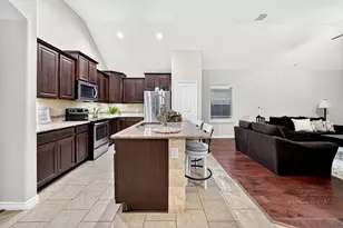 11205 Gibbons Creek Dr, Frisco, TX 75036 - Photo 10