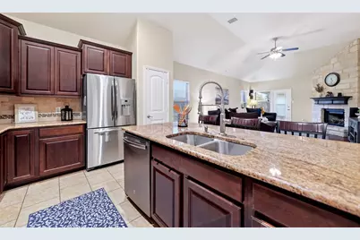 11205 Gibbons Creek Drive, Frisco, TX 75036 - Photo 12