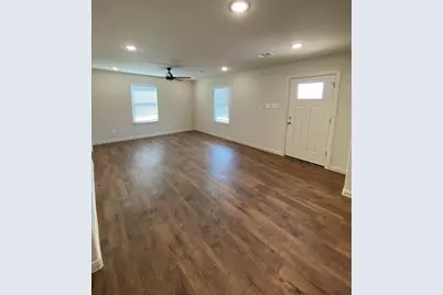420 E Shepherd Street, Denison, TX 75021 - Photo 2