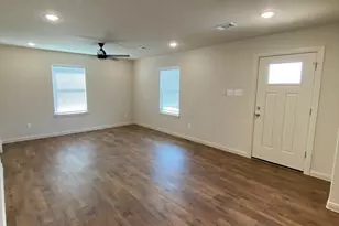 420 E Shepherd St, Denison, TX 75021 - Photo 2