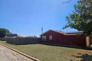 5301 Fairmont St, Abilene, TX 79605 - Photo 4