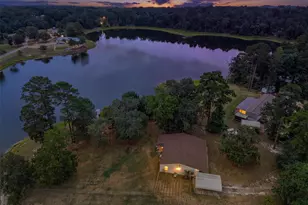 1411 Raintree Lakes Cir, Big Sandy, TX 75755 - Photo 2