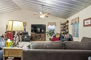 1411 Raintree Lakes Cir, Big Sandy, TX 75755 - Photo 4