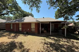 2123 Turf Club Dr, Arlington, TX 76017 - Photo 1